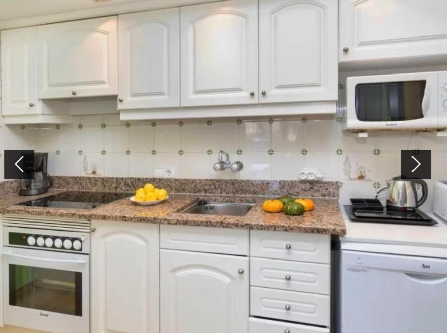 Apartamento Familiar Torroella De Montgri Bagian luar foto