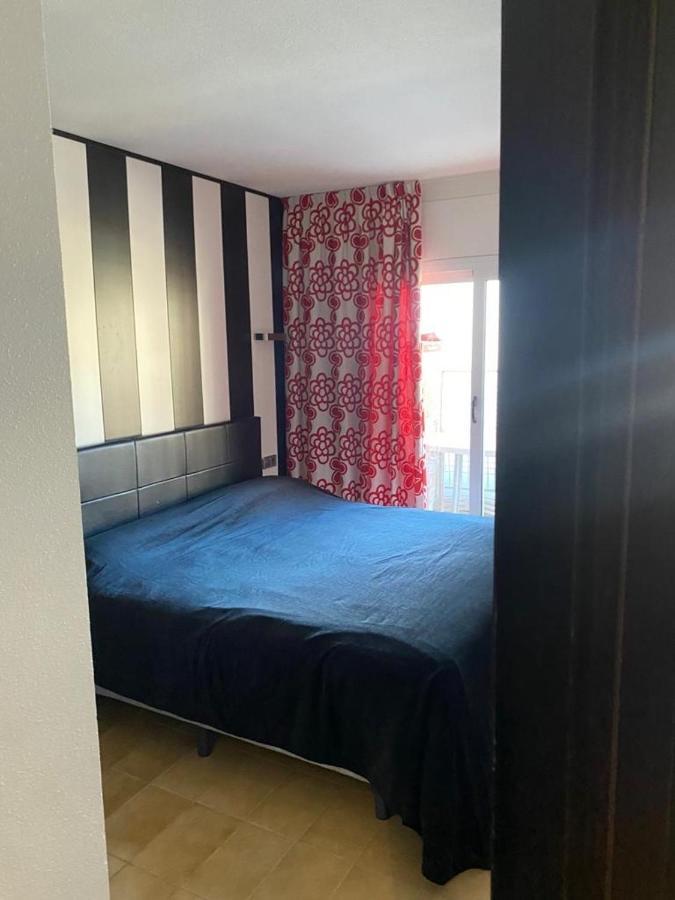 Apartamento Familiar Torroella De Montgri Bagian luar foto
